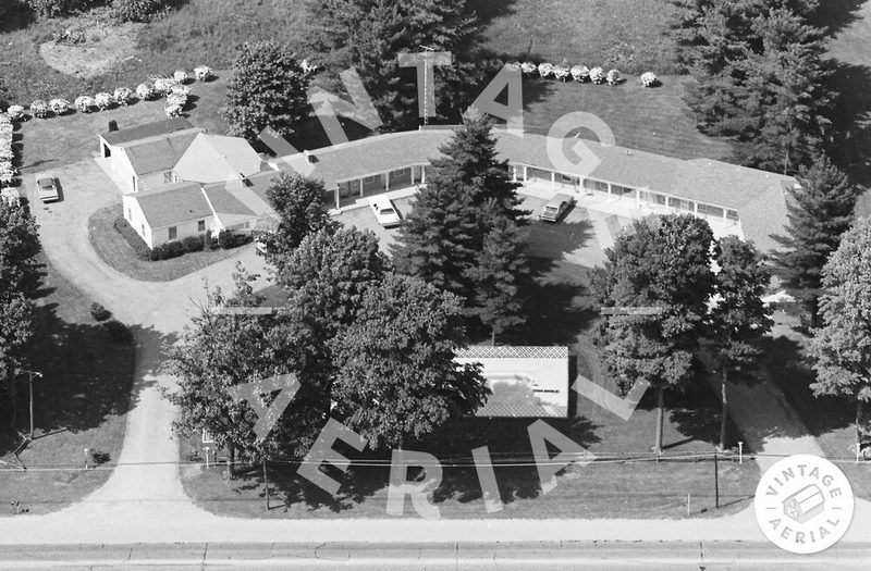 Little King Motel - 1969 AERIAL PHOTO (newer photo)